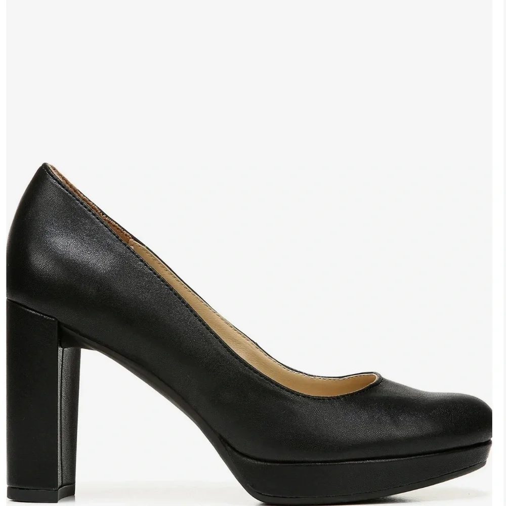Naturalizer new berlin